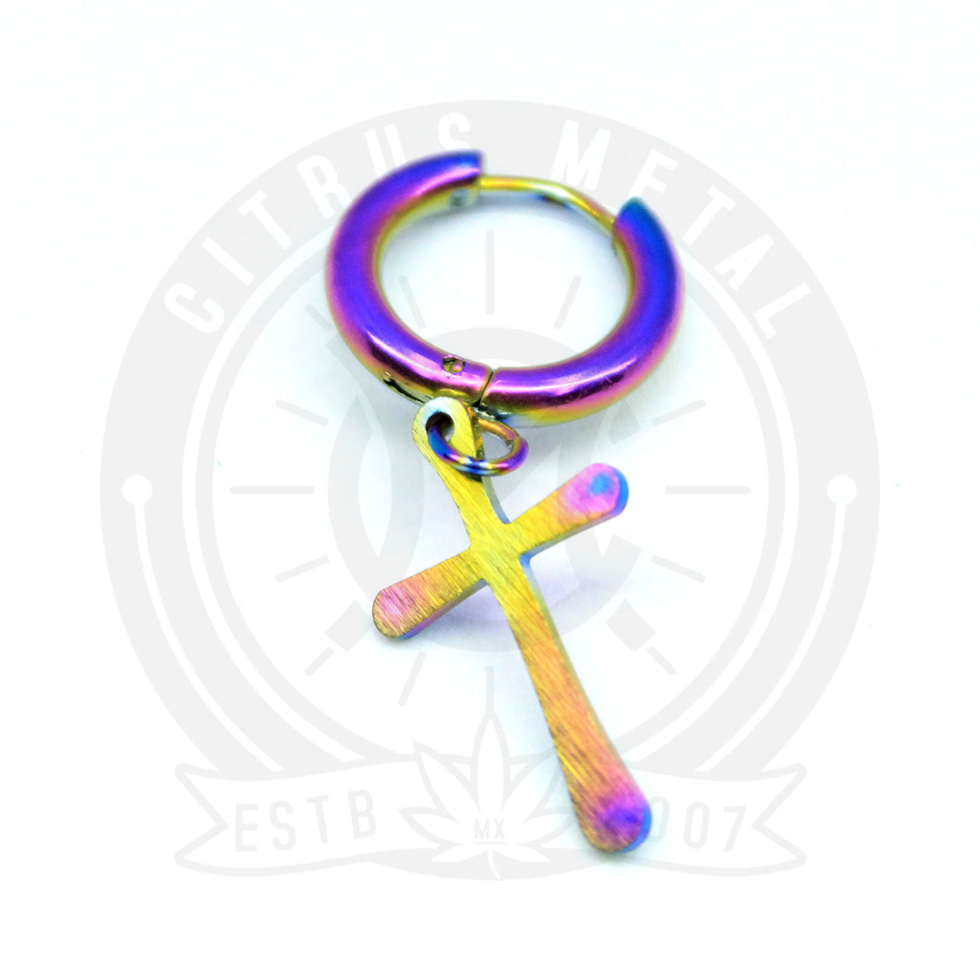 Arracada Anodizada con Cruz Modelo A